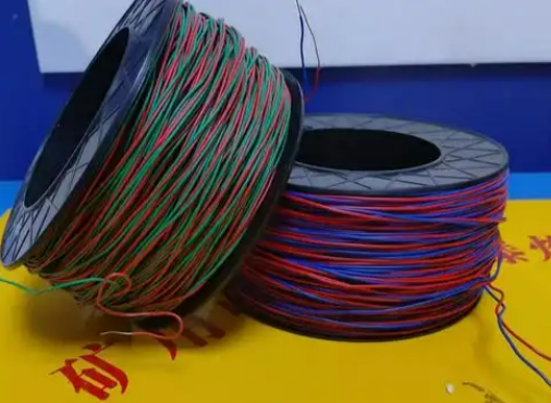 铁西放炮线的主要材质有哪些？不同材质的适用场景有何区别？